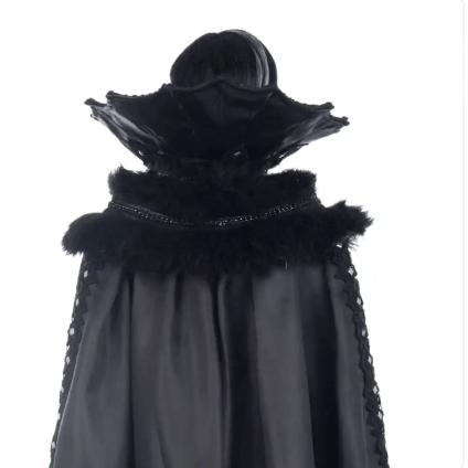 back-view-of-bust-Count Blade VonBitten Doll 28-328002