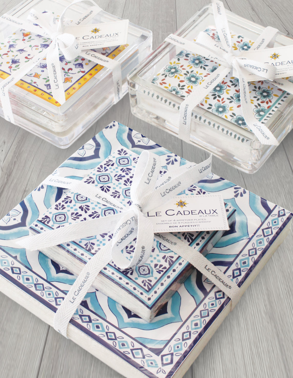 Le-Cadeaux-Santorini-cocktail-napkins-Baker-Rowe