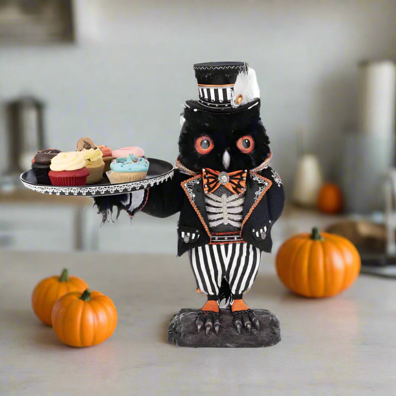 810187070518+28-528678+Katherines+Collection+Oscar+Macabre+Owl+Server+A+Macabre+Family+Halloween+Decor+2025+with+food