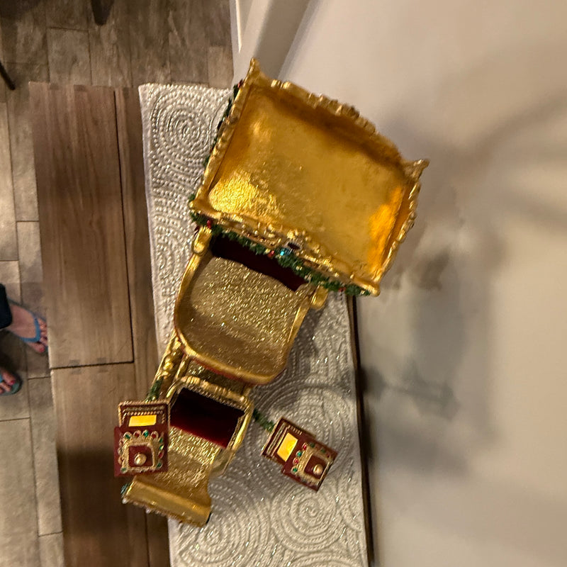 Winter Balsam and Berry Sleigh 28-528783