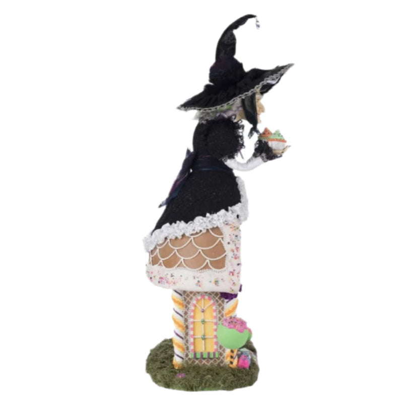 Ginger House Witch - Thumbnail 5