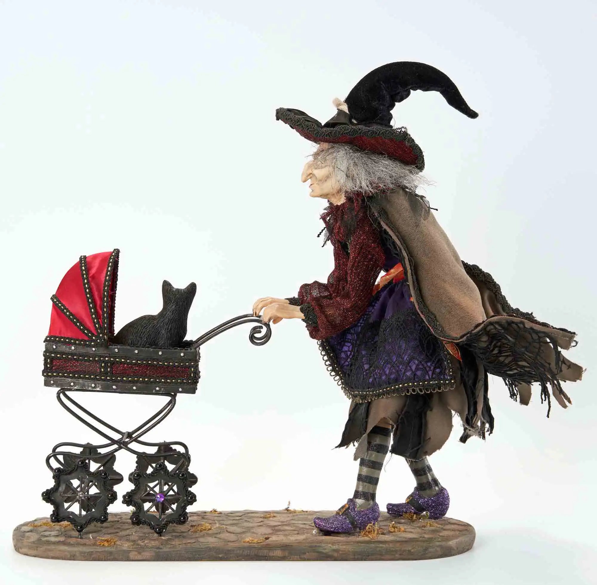 Willinda Witch with Pram Tabletop - Thumbnail 2