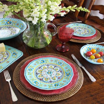 Le-Cadeaux-Madrid-Turquoise-Dinner-Plates-Salad-Plates-Salad-Bowl-Antiqua-Red